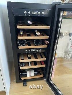 MQuvée wine cooler Fridge WineExpert 24 Bottle (2 Adjustable Temp Zone), Black