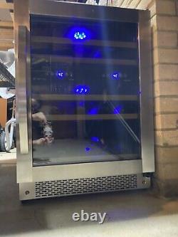 New Large 59.5cmX57.2cm X87.5cm 43 bottles Most-complete Dual-zone wine cooler