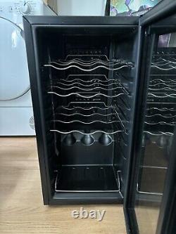 Sealey Baridi 12 Bottle Wine Fridge with Digital Touch Screen Controls & LED