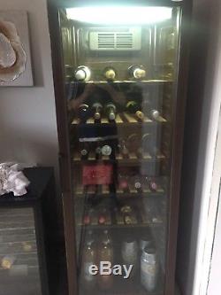 Valera WSU 1375 Commercial Wine Fridge / Wine Cooler Holds 90 STD Wine Bottles